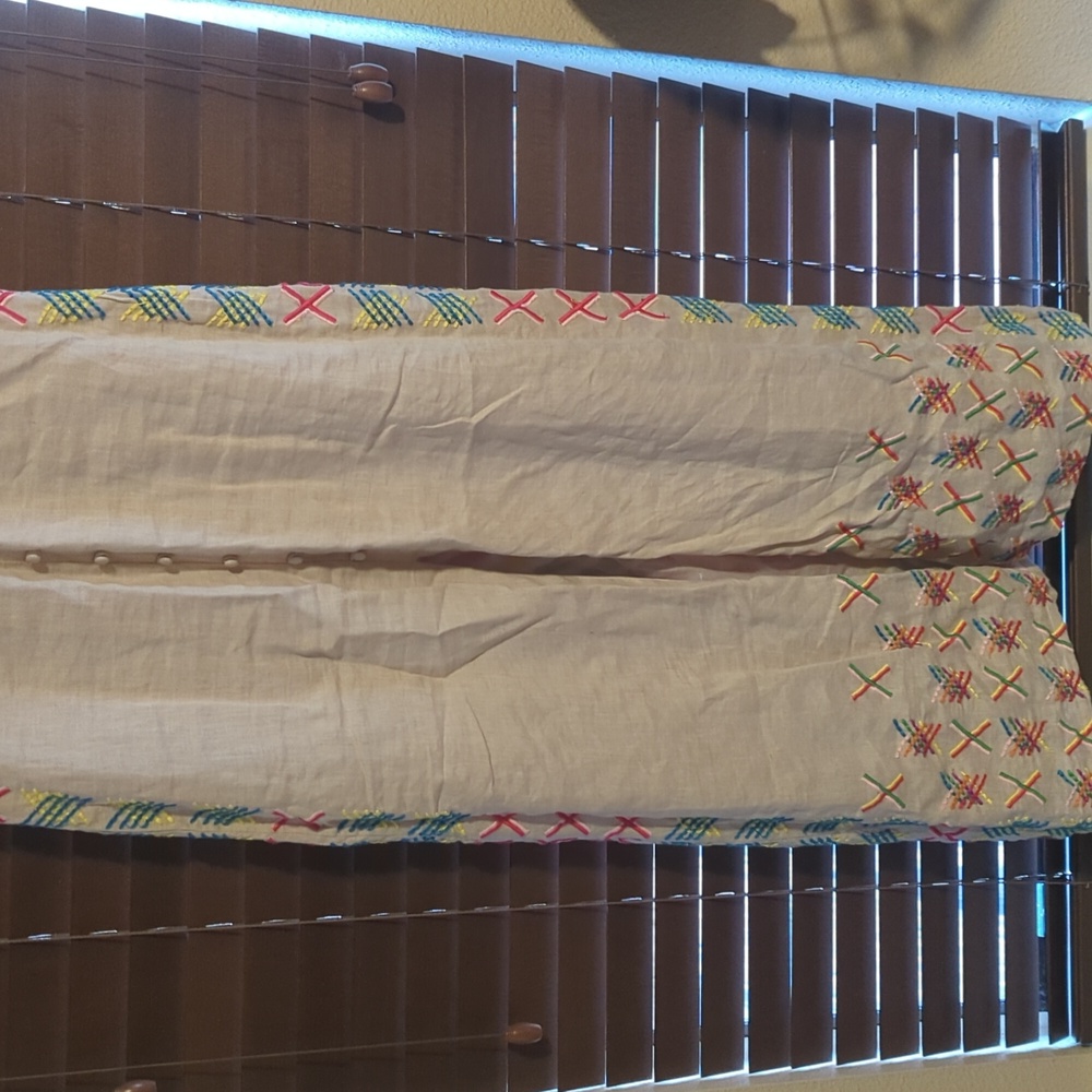 Dress - Picture 2 of 4